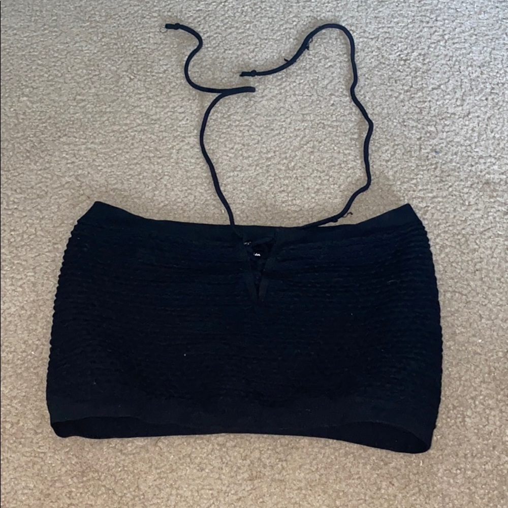 Black strapless crop top